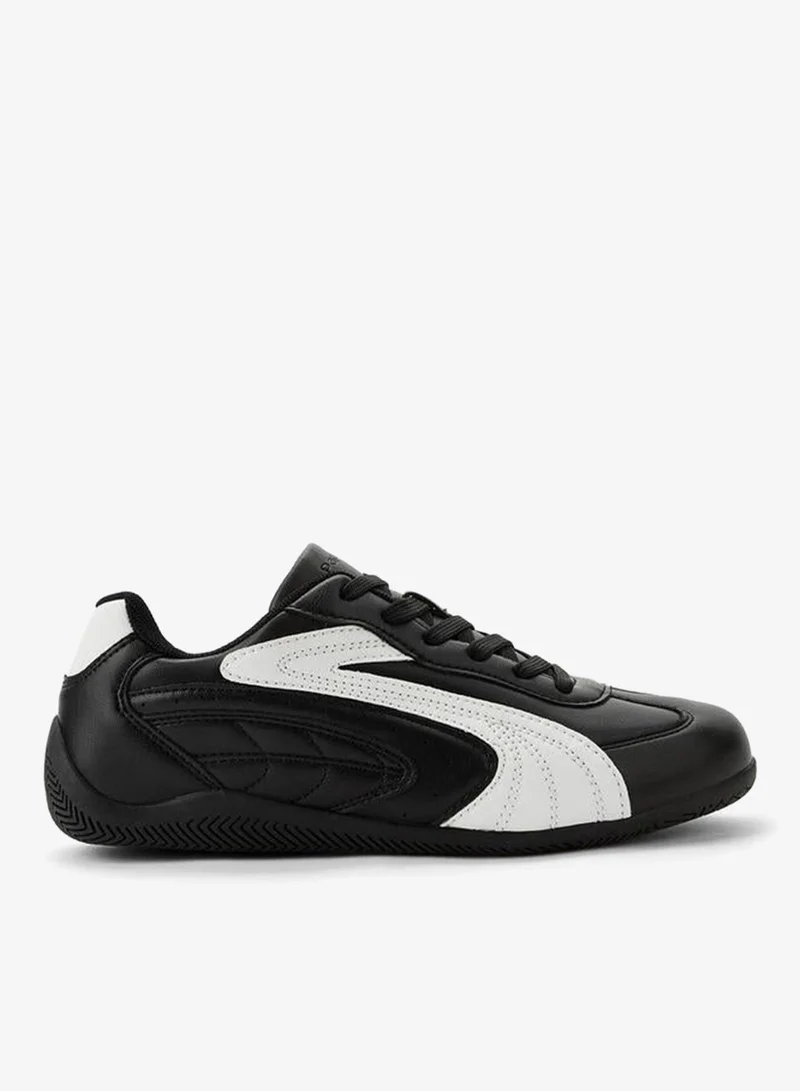 بابريكا حذاء نسائي بكاحل برباط